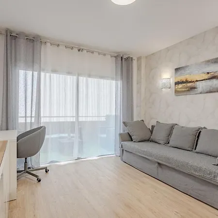 Apartment Modern And Cozy In Cristianos